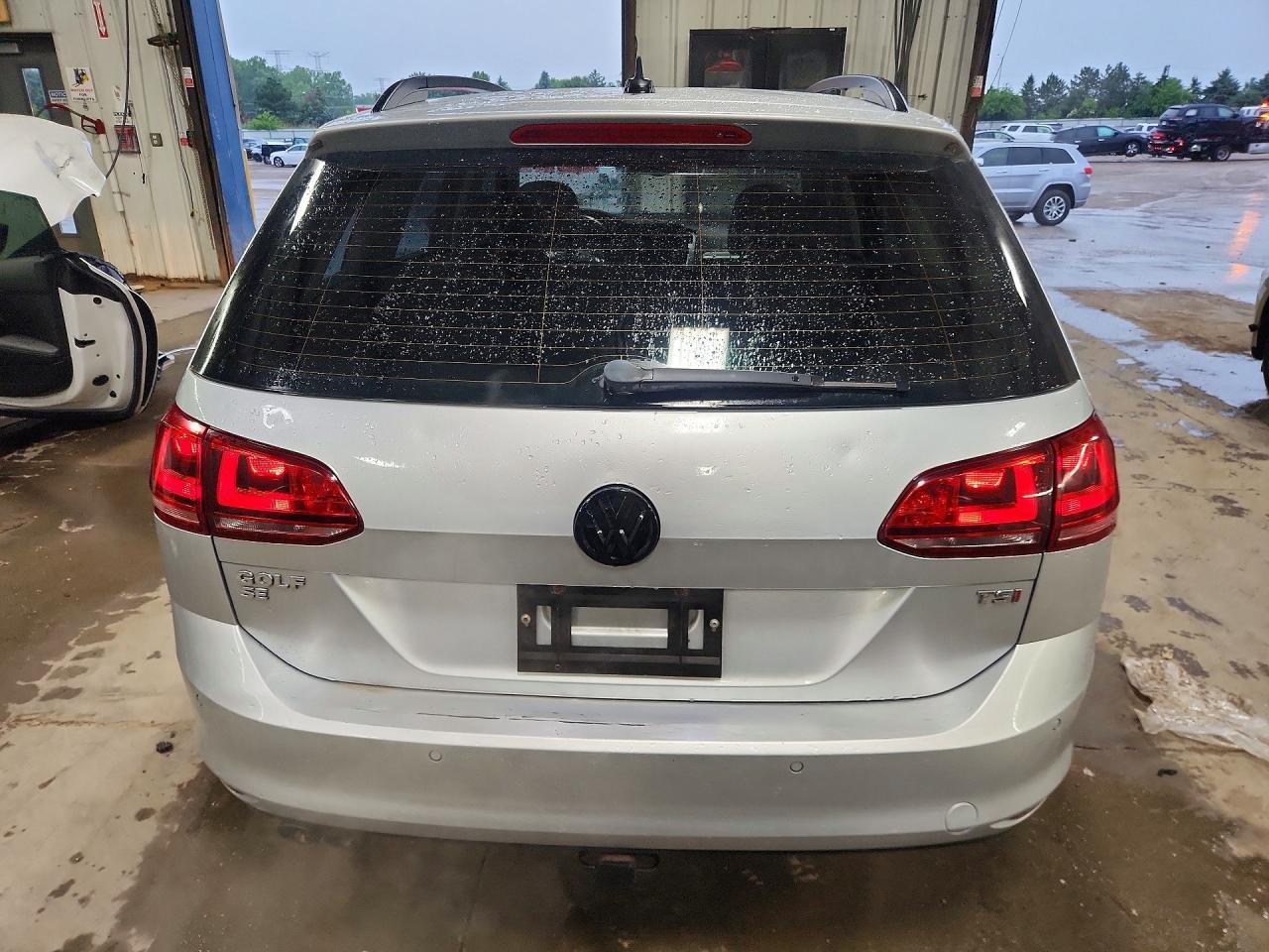 2016 Volkswagen Golf Sportwagen S - Фото 6