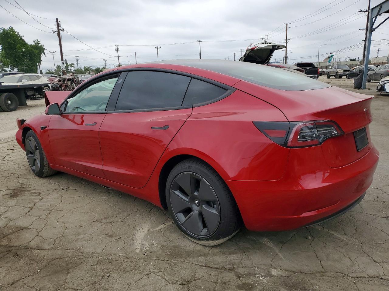 2021 Tesla Model 3 - Фото 2