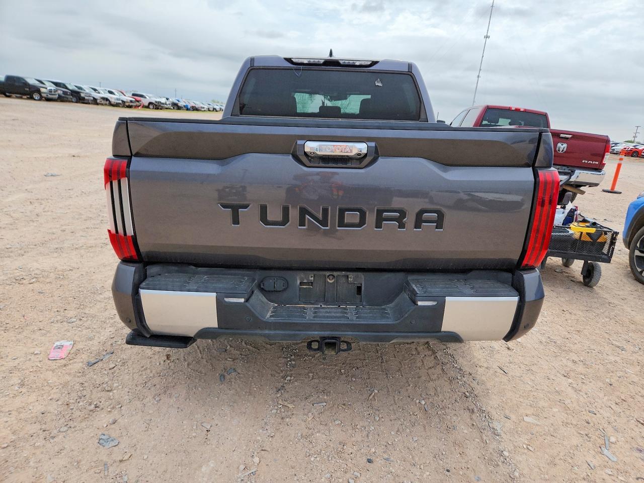 2025 Toyota Tundra Crewmax Limited - Image 6