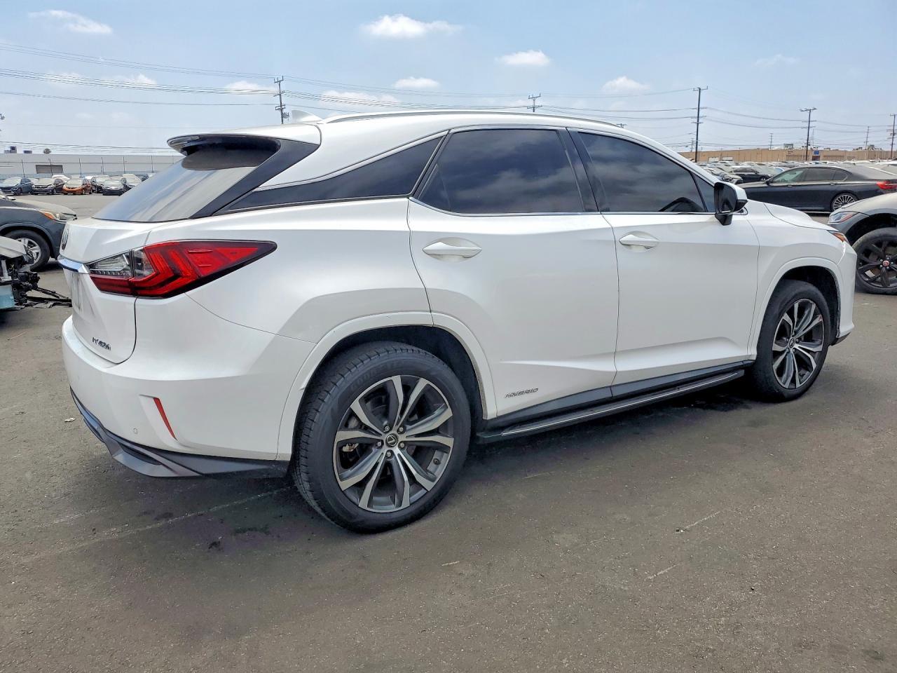 2018 Lexus Rx 450H Base - Фото 3