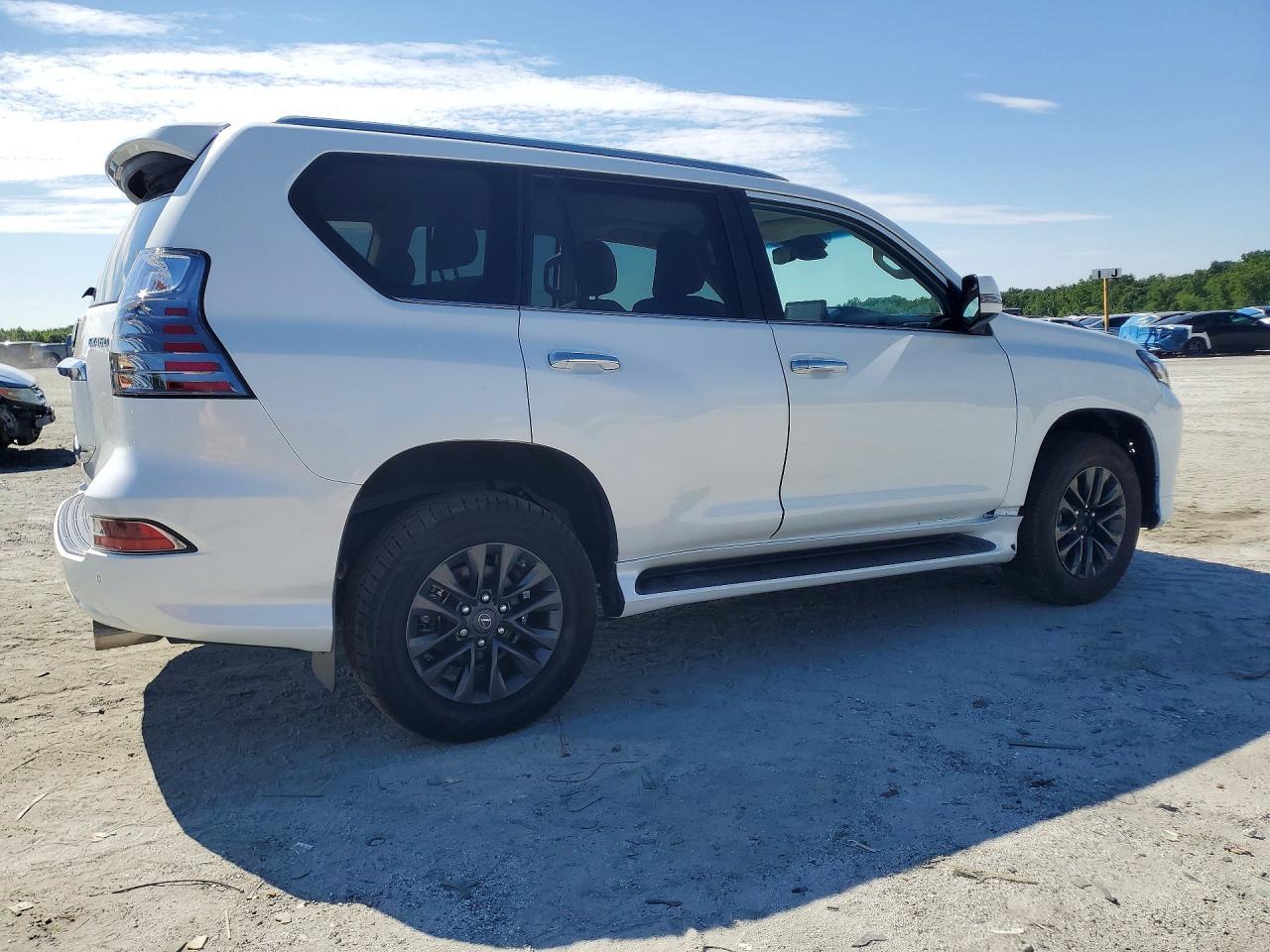 2022 Lexus Gx 460 Base - Фото 3