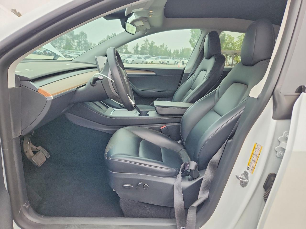 2023 Tesla Model Y - Фото 7