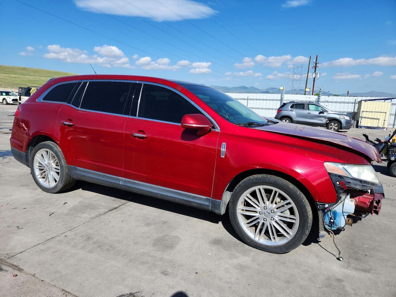2013 Lincoln Mkt - Фото 4