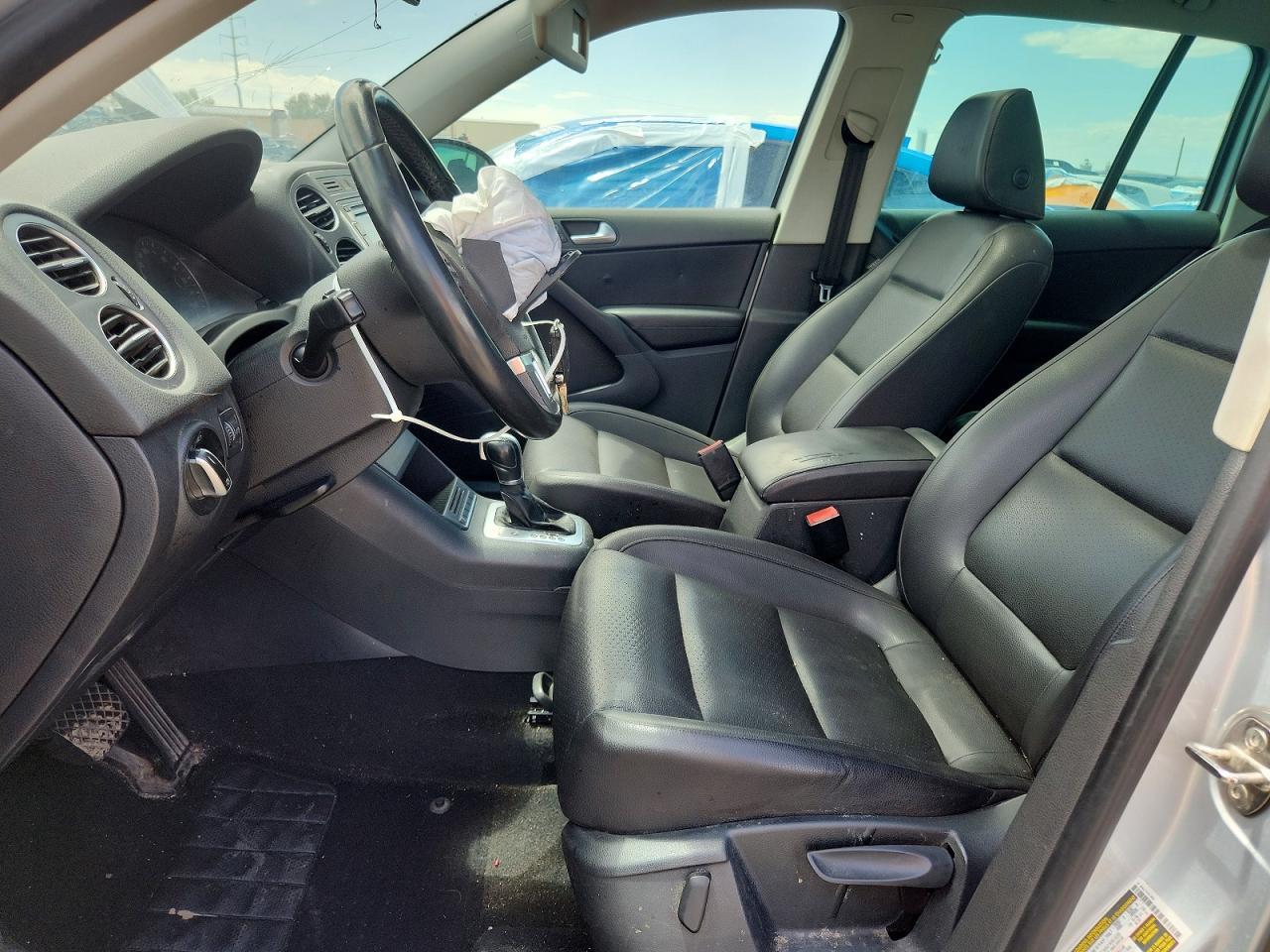 2013 Volkswagen Tiguan S - Image 7