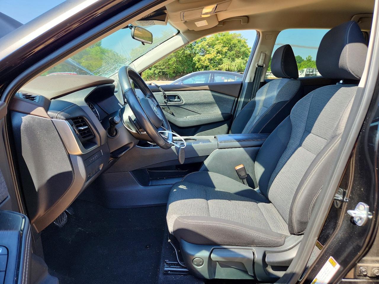 2022 Nissan Rogue S - Image 7