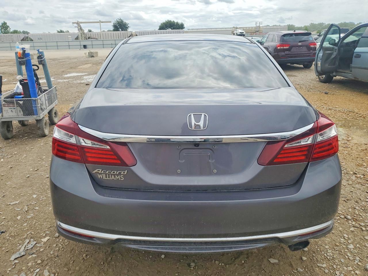 2016 Honda Accord Lx - Image 6