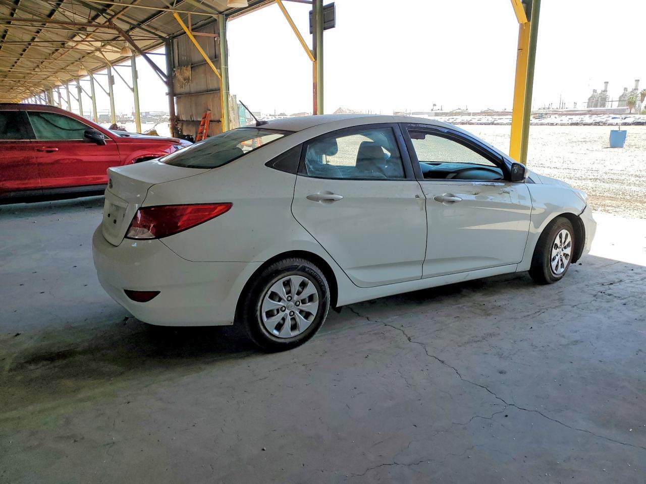 2015 Hyundai Accent Gls - Фото 3