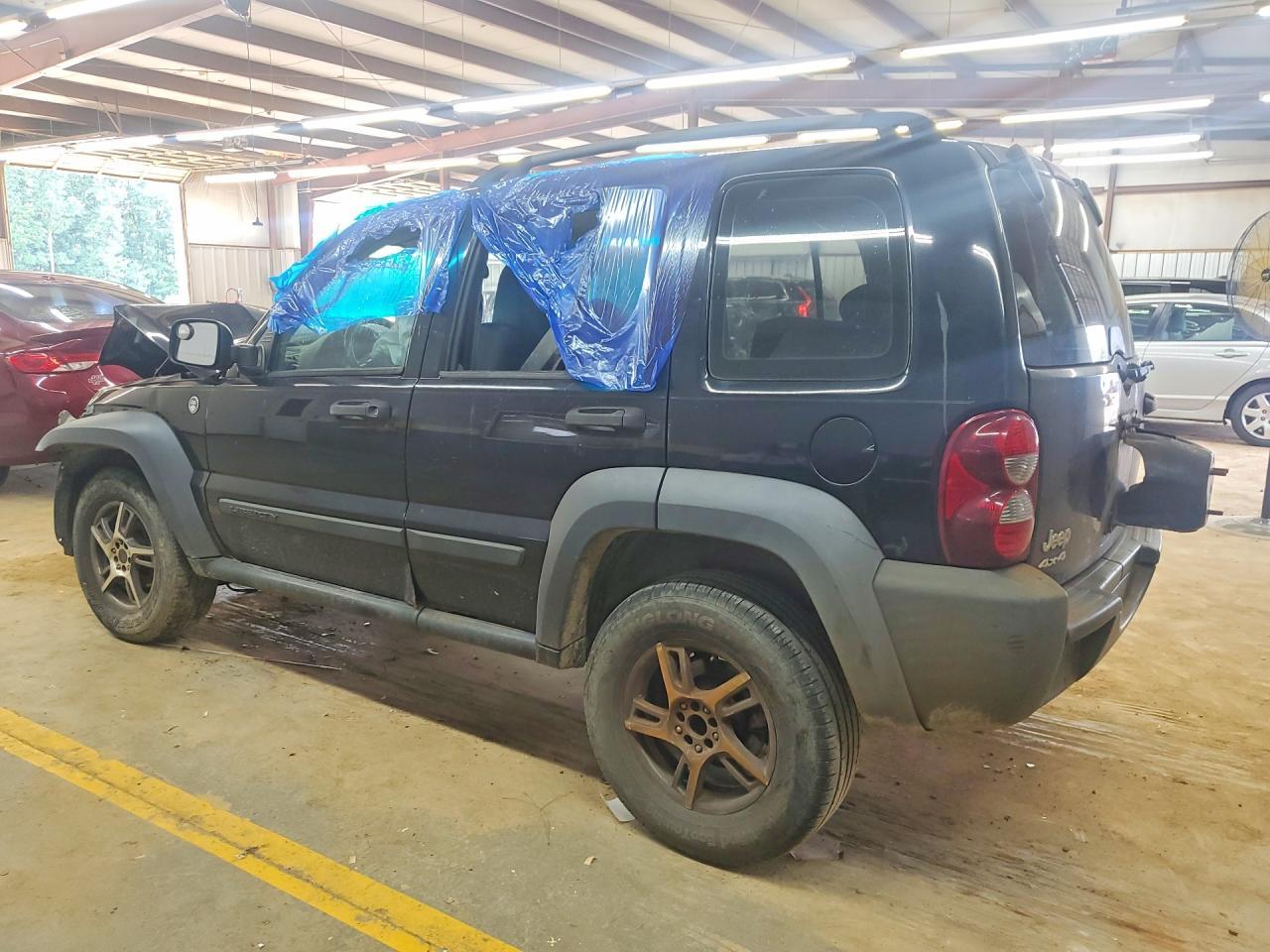 2006 Jeep Liberty Sport - Image 2