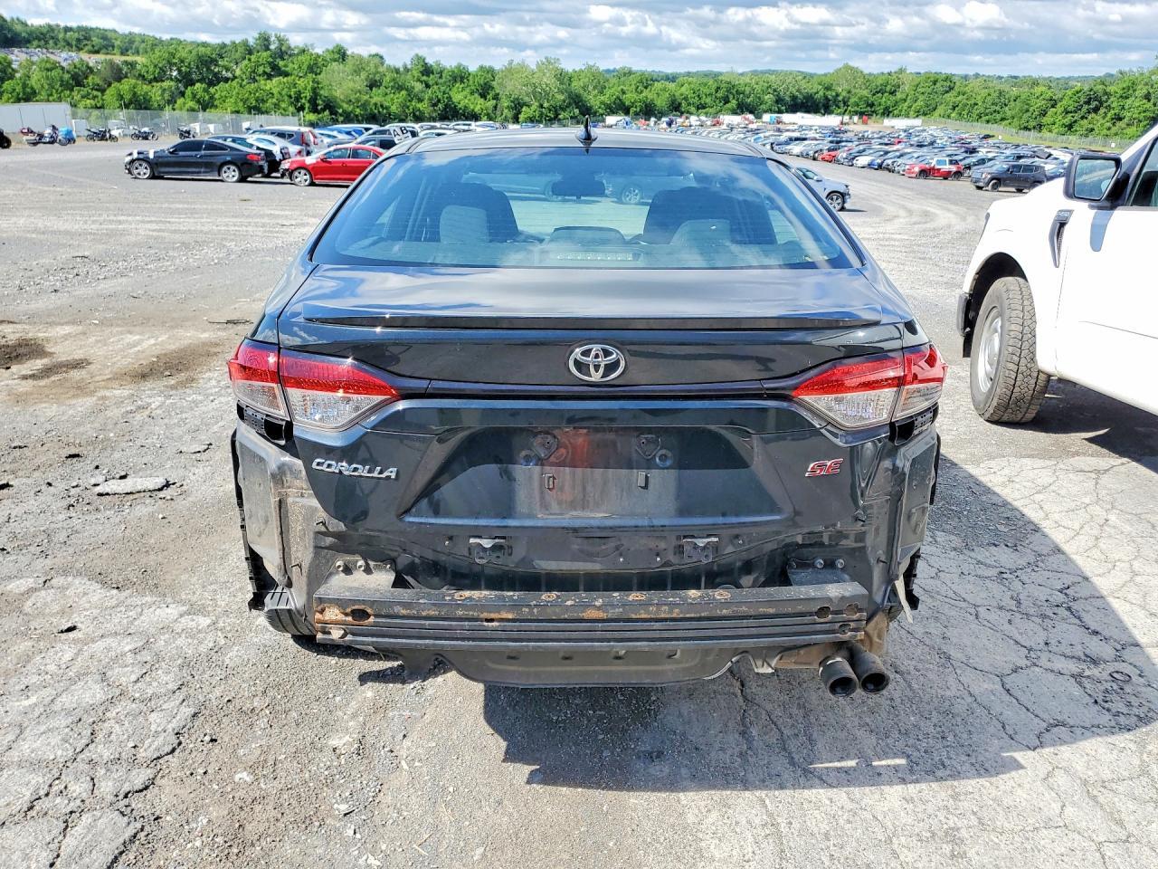 2020 Toyota Corolla Se - Image 6