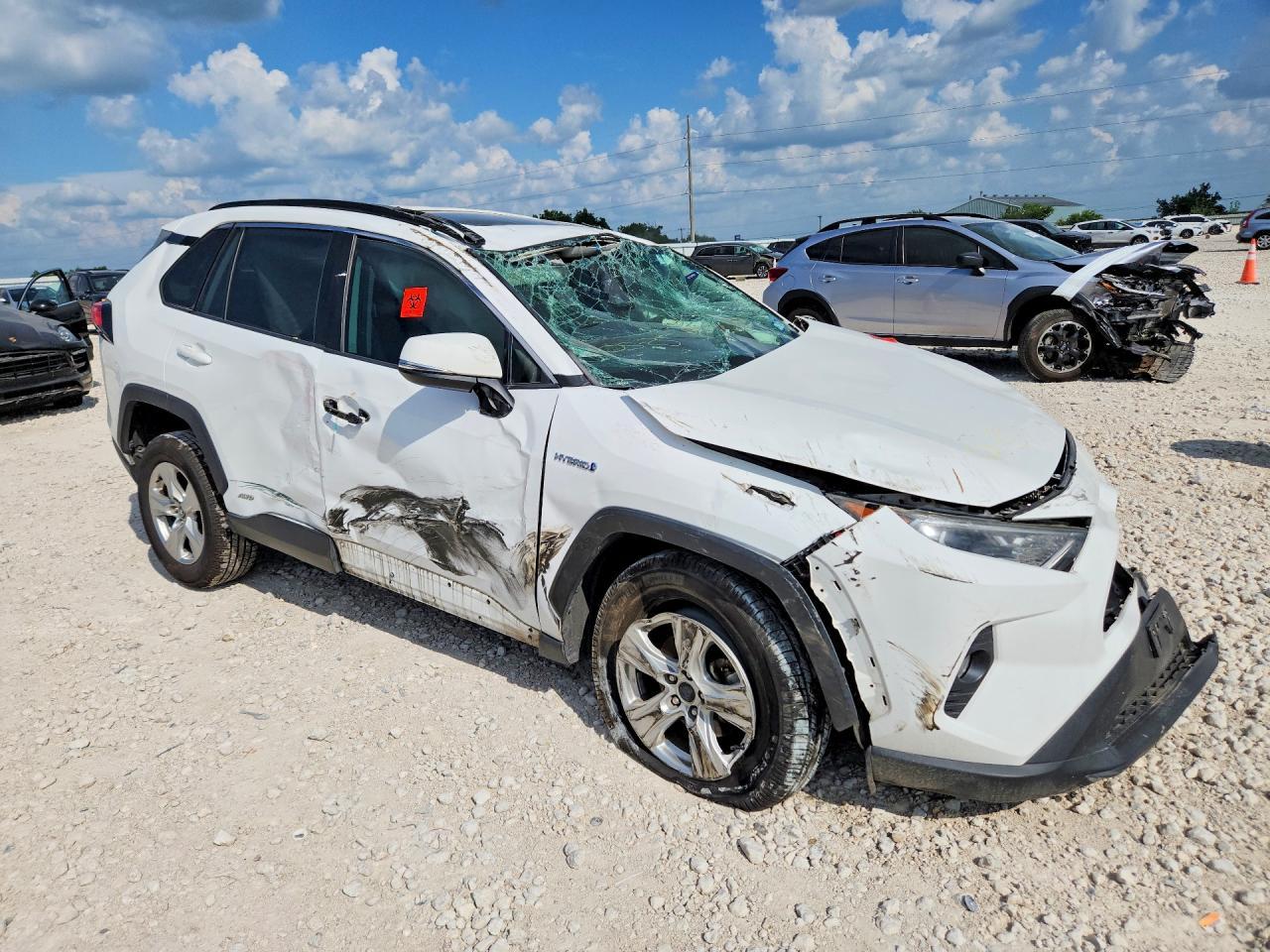 2021 Toyota Rav4 Hybrid Xle - Image 4