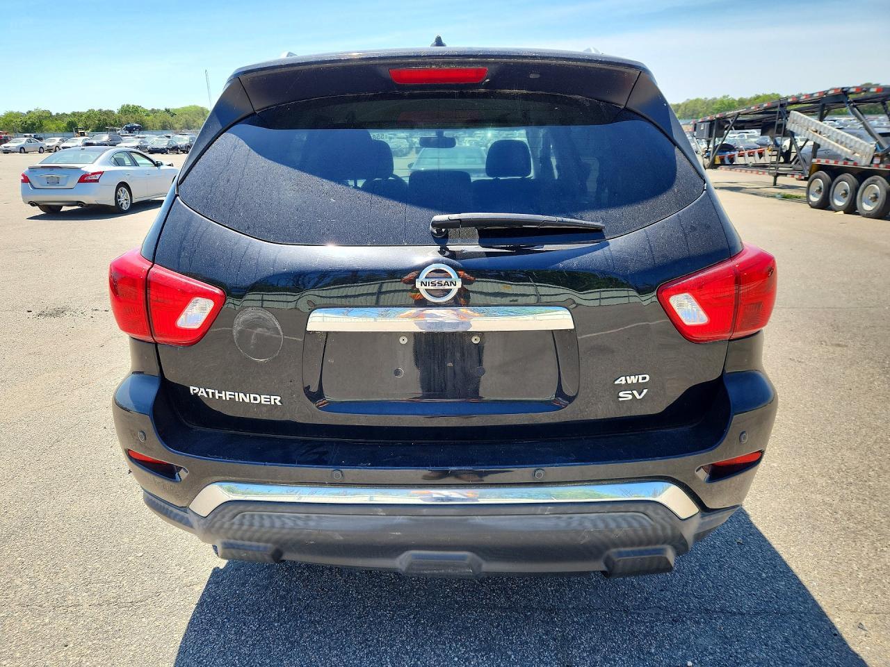 2018 Nissan Pathfinder Sv - Image 6