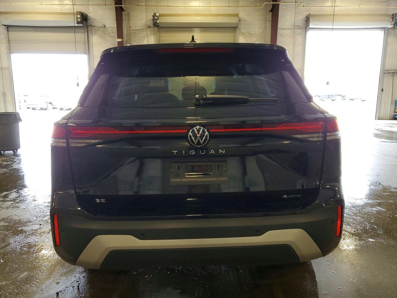 2025 Volkswagen Tiguan Se - Image 6