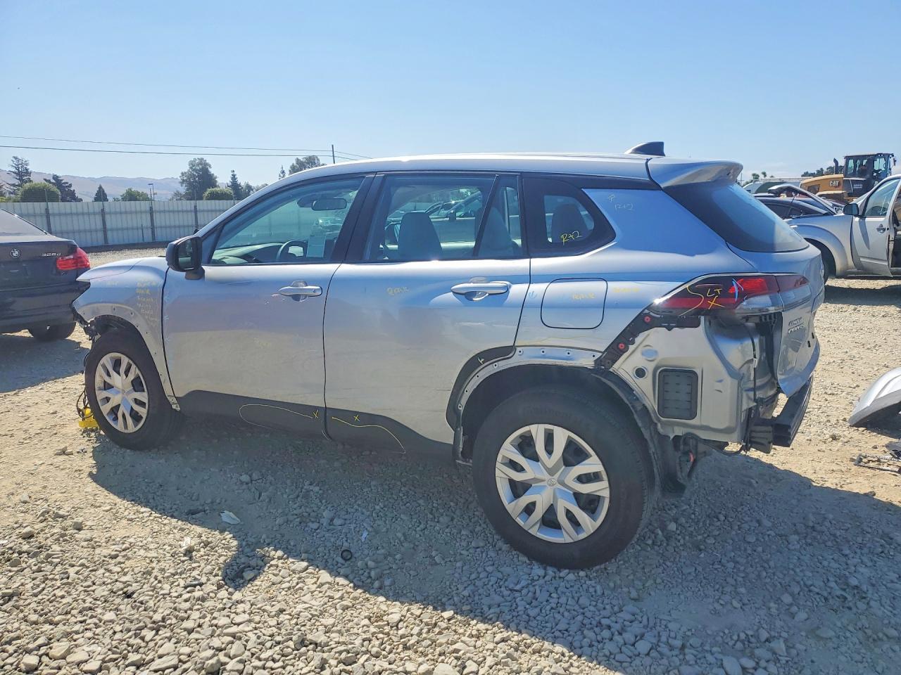 2026 Toyota Corolla Cross L - Image 2