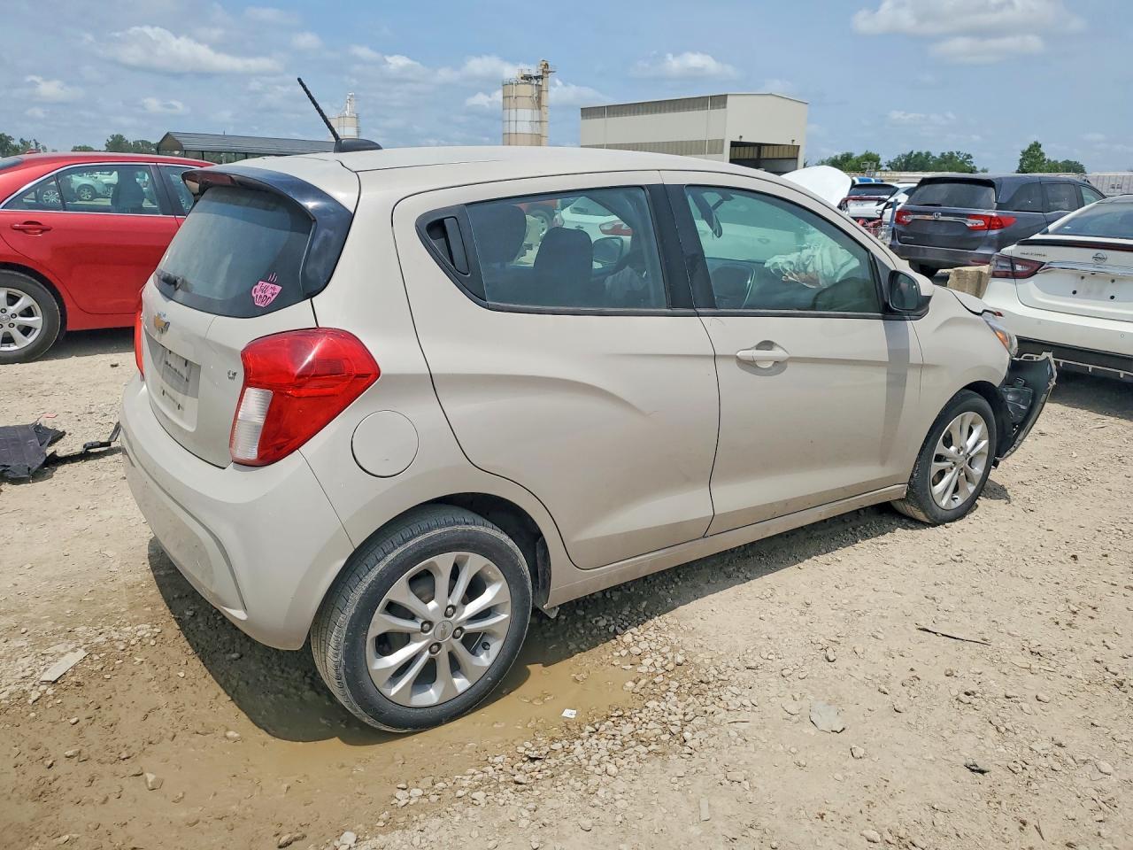 2019 Chevrolet Spark 1Lt - Фото 3