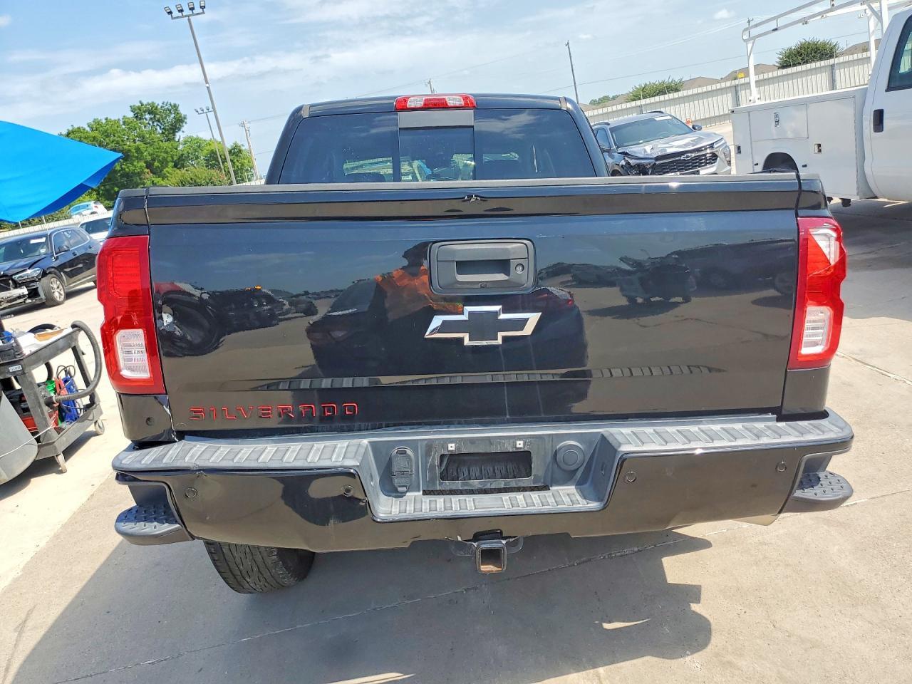 2017 Chevrolet Silverado K1500 Ltz - Image 6