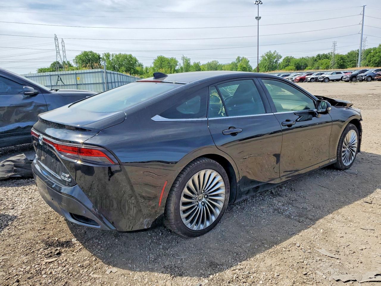 2021 Toyota Mirai Limited - Image 3