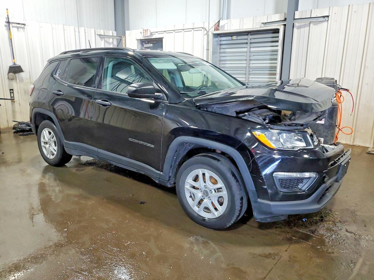 2017 Jeep Compass Sport - Фото 4