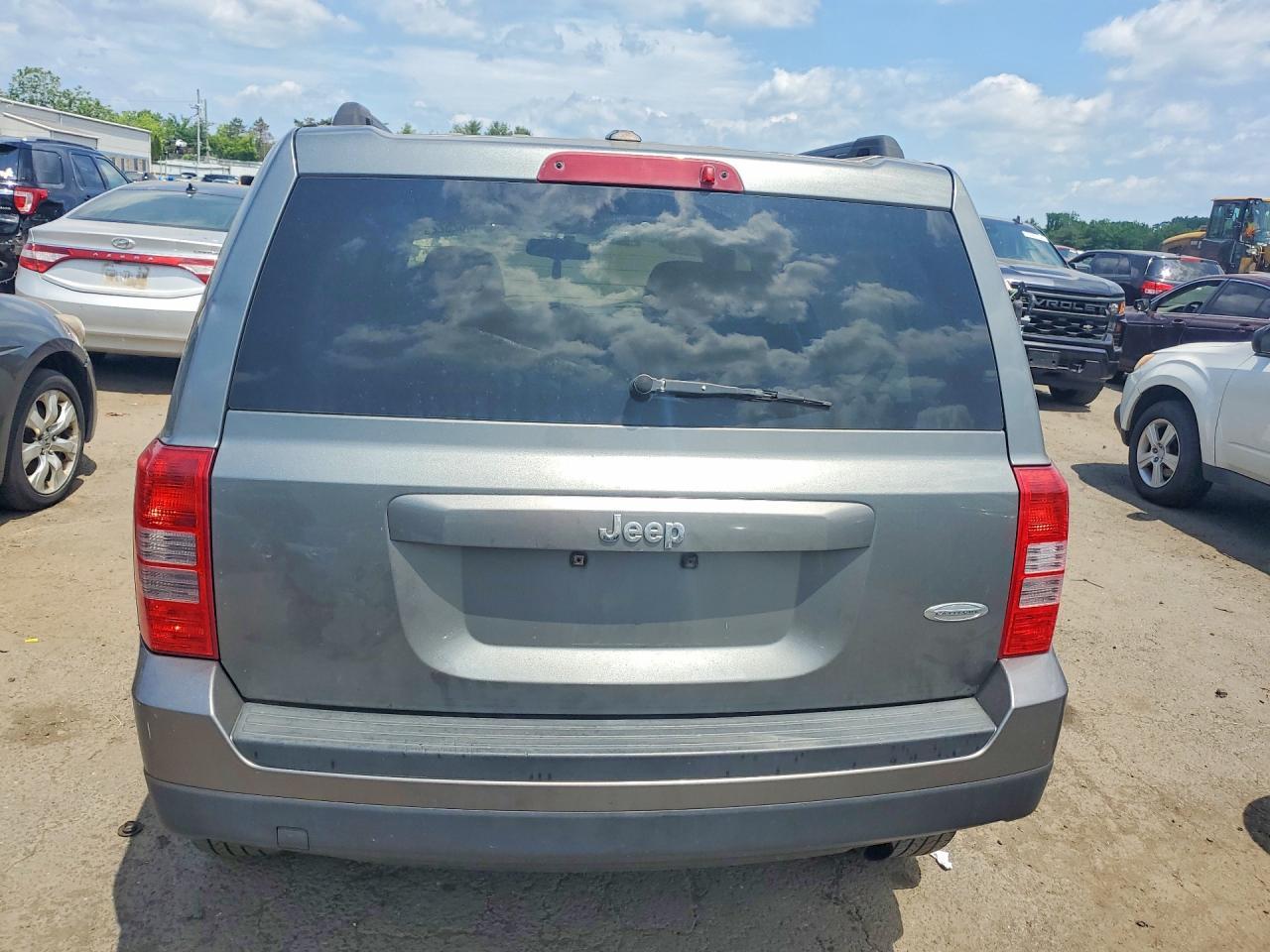 2011 Jeep Patriot Sport - Фото 6