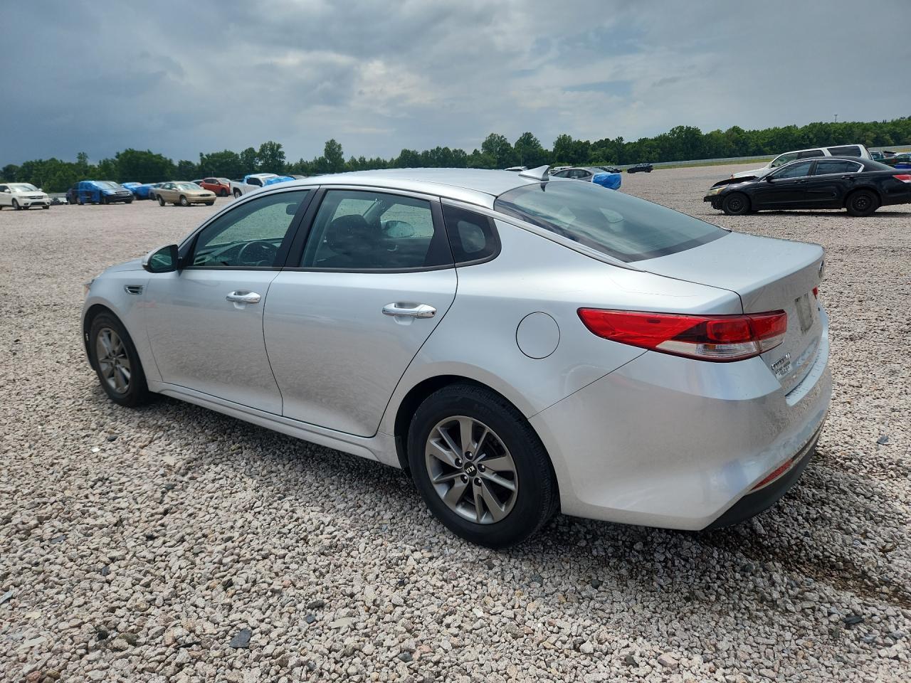 2016 Kia Optima Lx - Фото 2