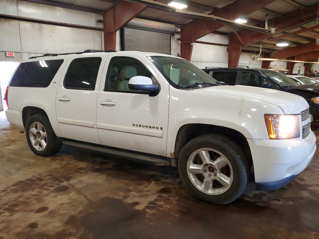 2007 Chevrolet Suburban K1500 - Фото 4