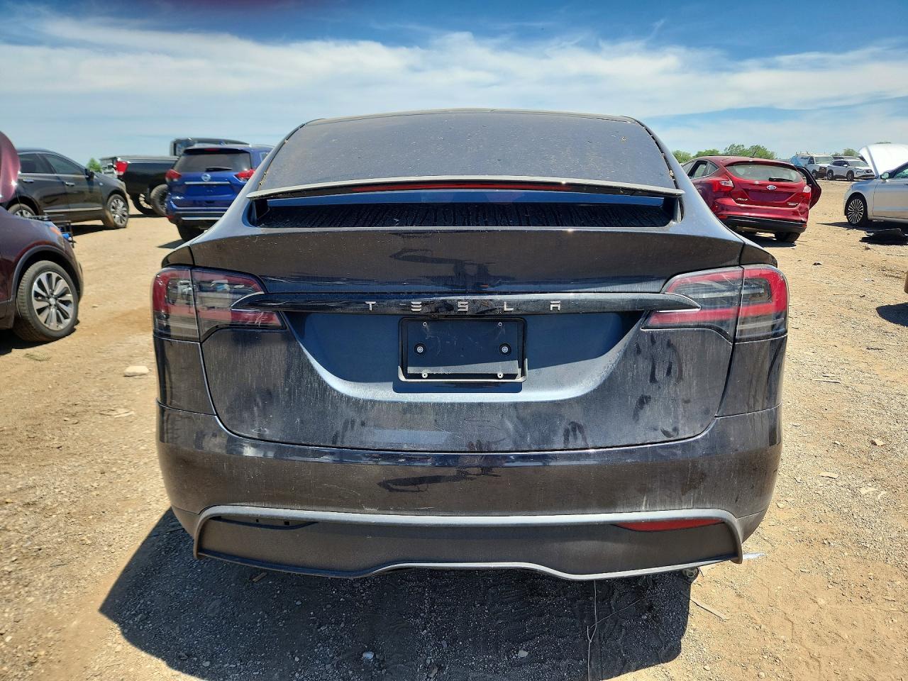 2025 Tesla Model X - Фото 6