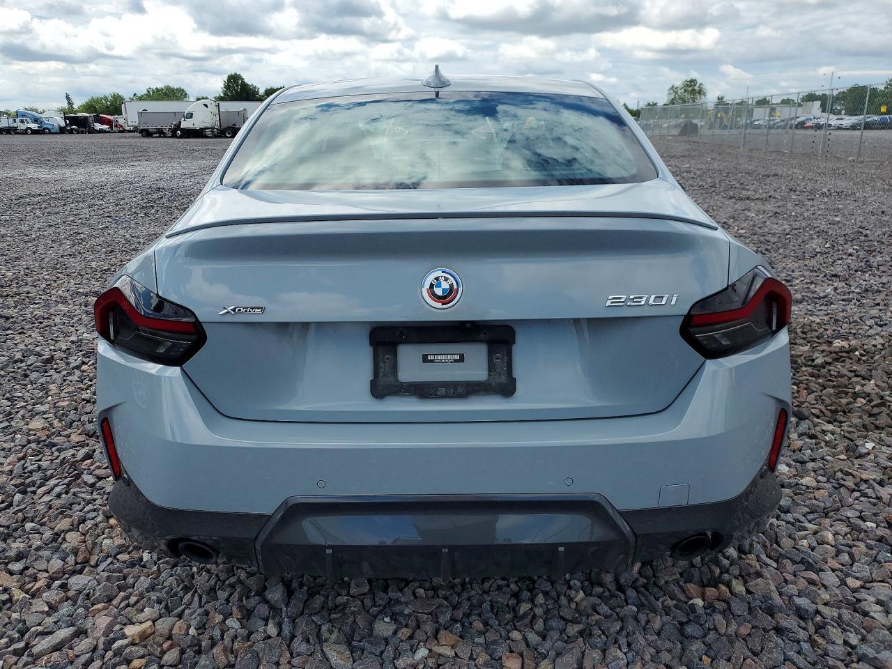 2022 BMW 230I - Image 6