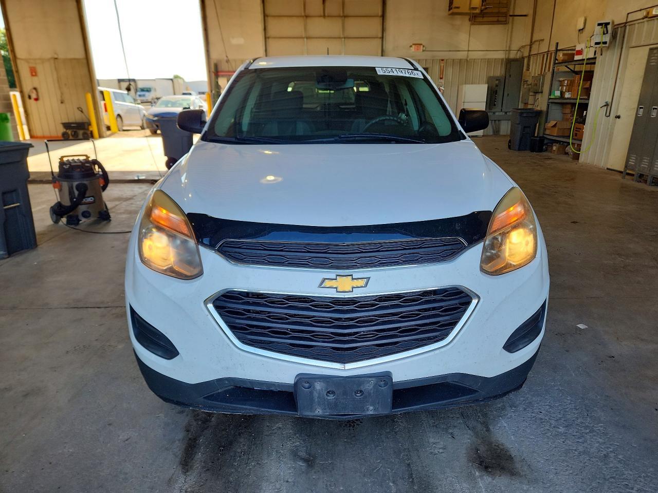 2016 Chevrolet Equinox Ls - Image 5