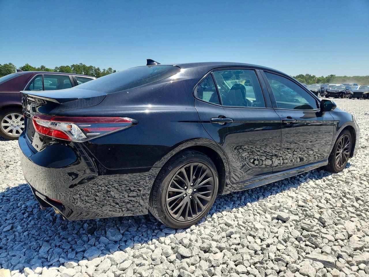2021 Toyota Camry Se Nightshade - Фото 3