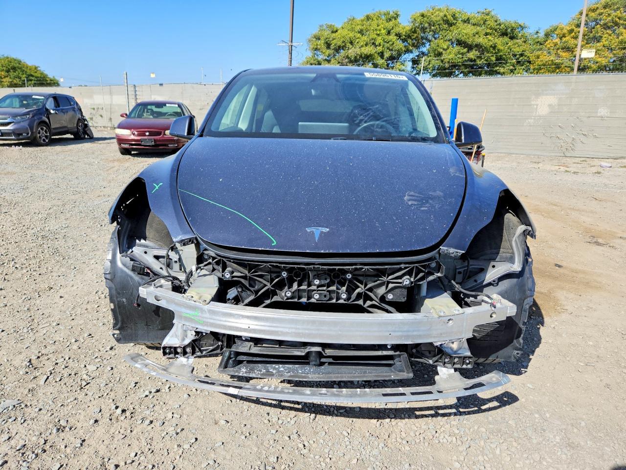 2023 Tesla Model Y - Фото 5