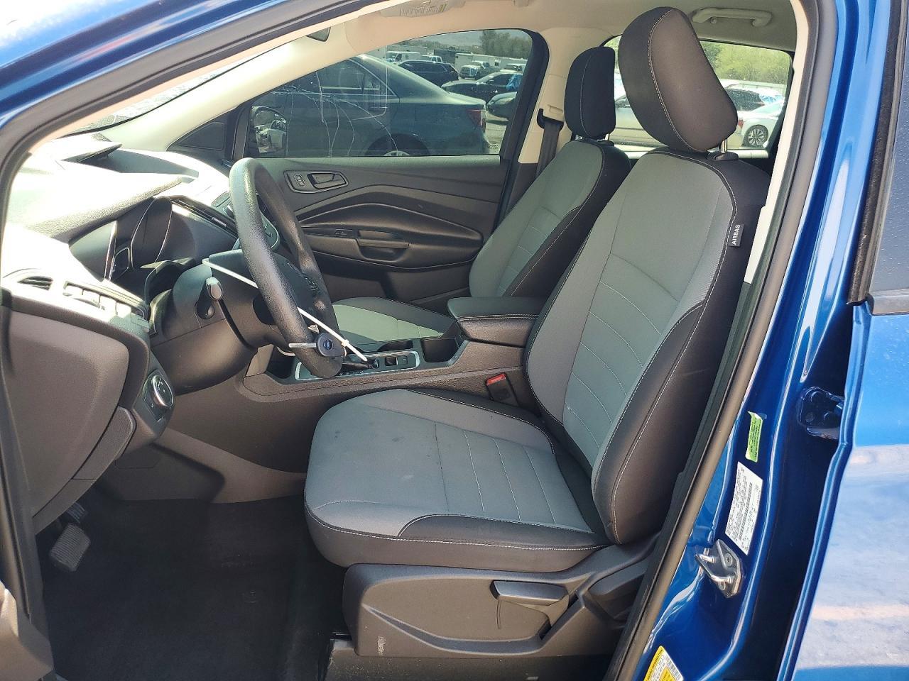 2019 Ford Escape S - Image 7