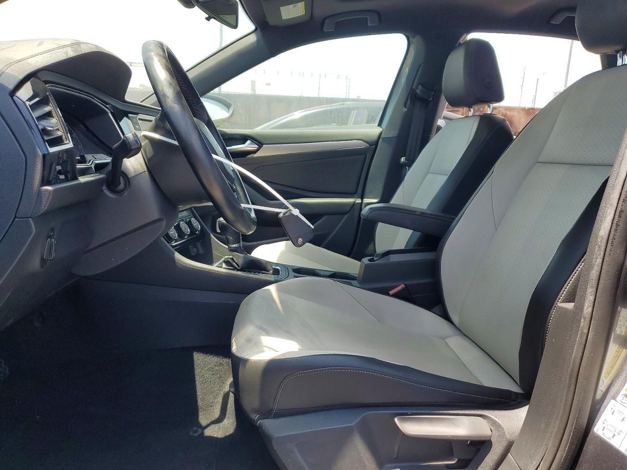 2019 Volkswagen Jetta S - Фото 7