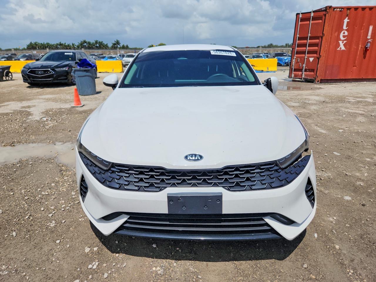 2021 Kia K5 - Фото 5