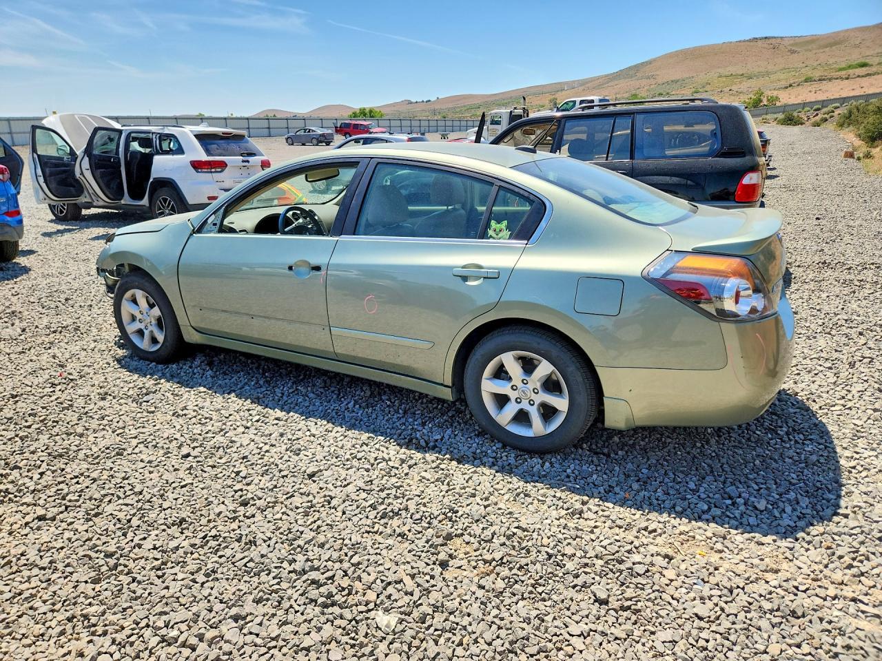 2008 Nissan Altima Hybrid - Image 2