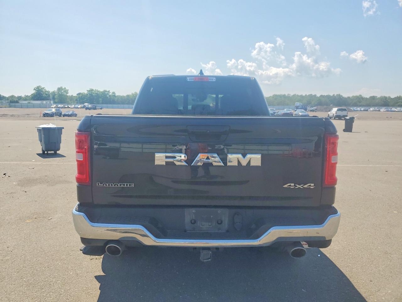 2025 Ram 1500 Laramie - Image 6