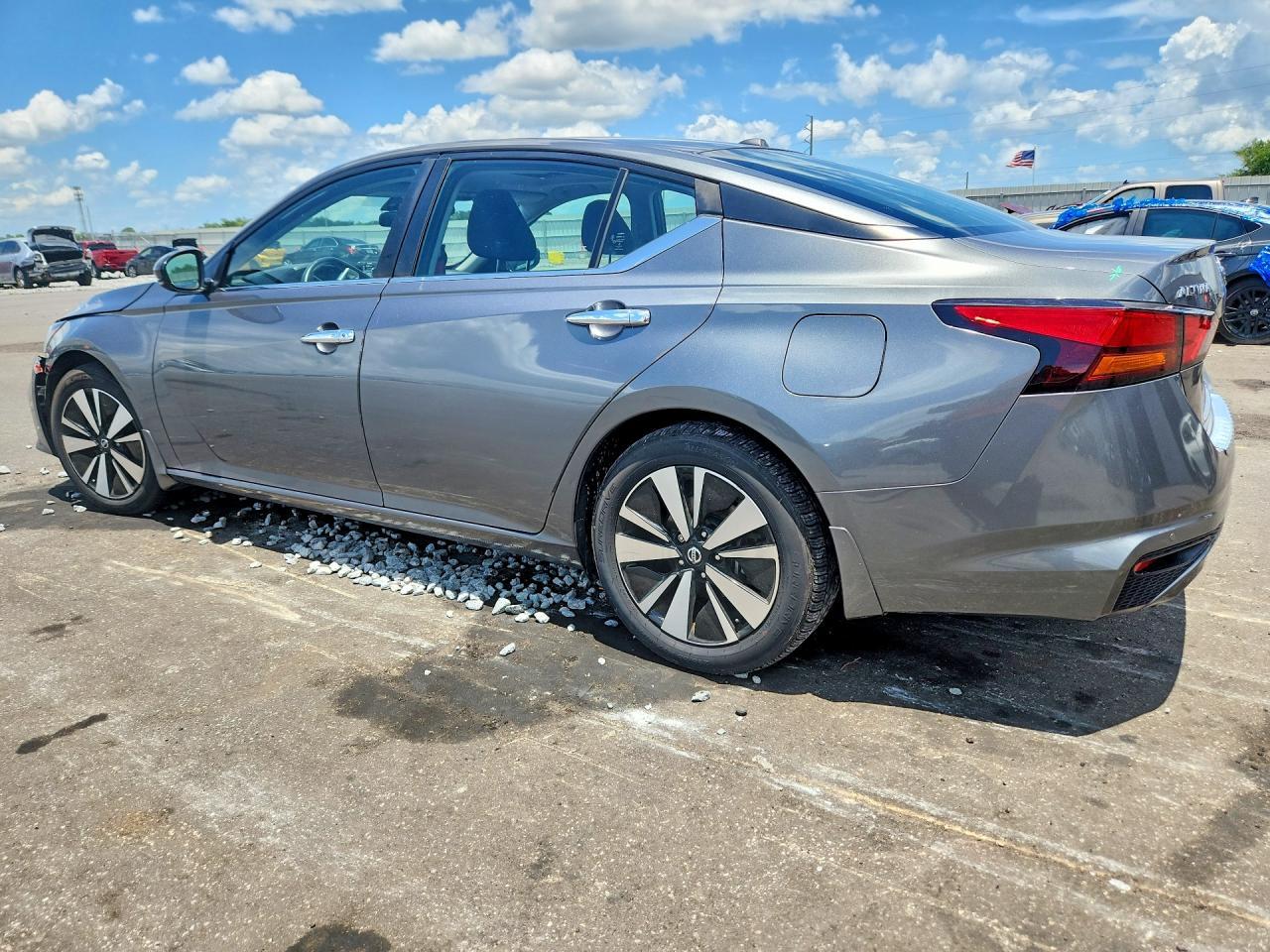 2021 Nissan Altima Sv - Фото 2
