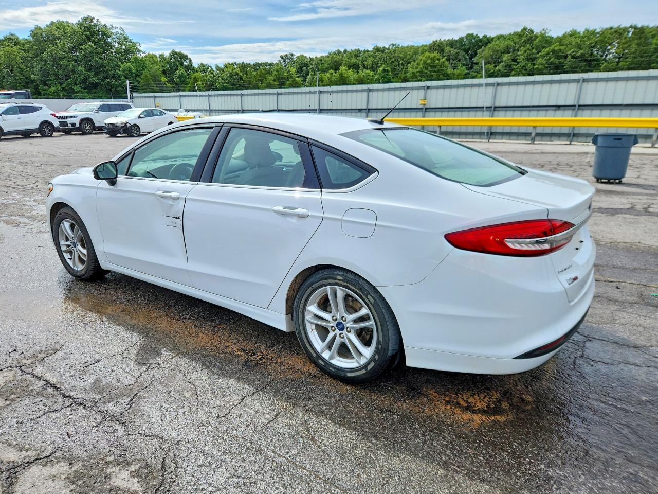2018 Ford Fusion Se - Image 2