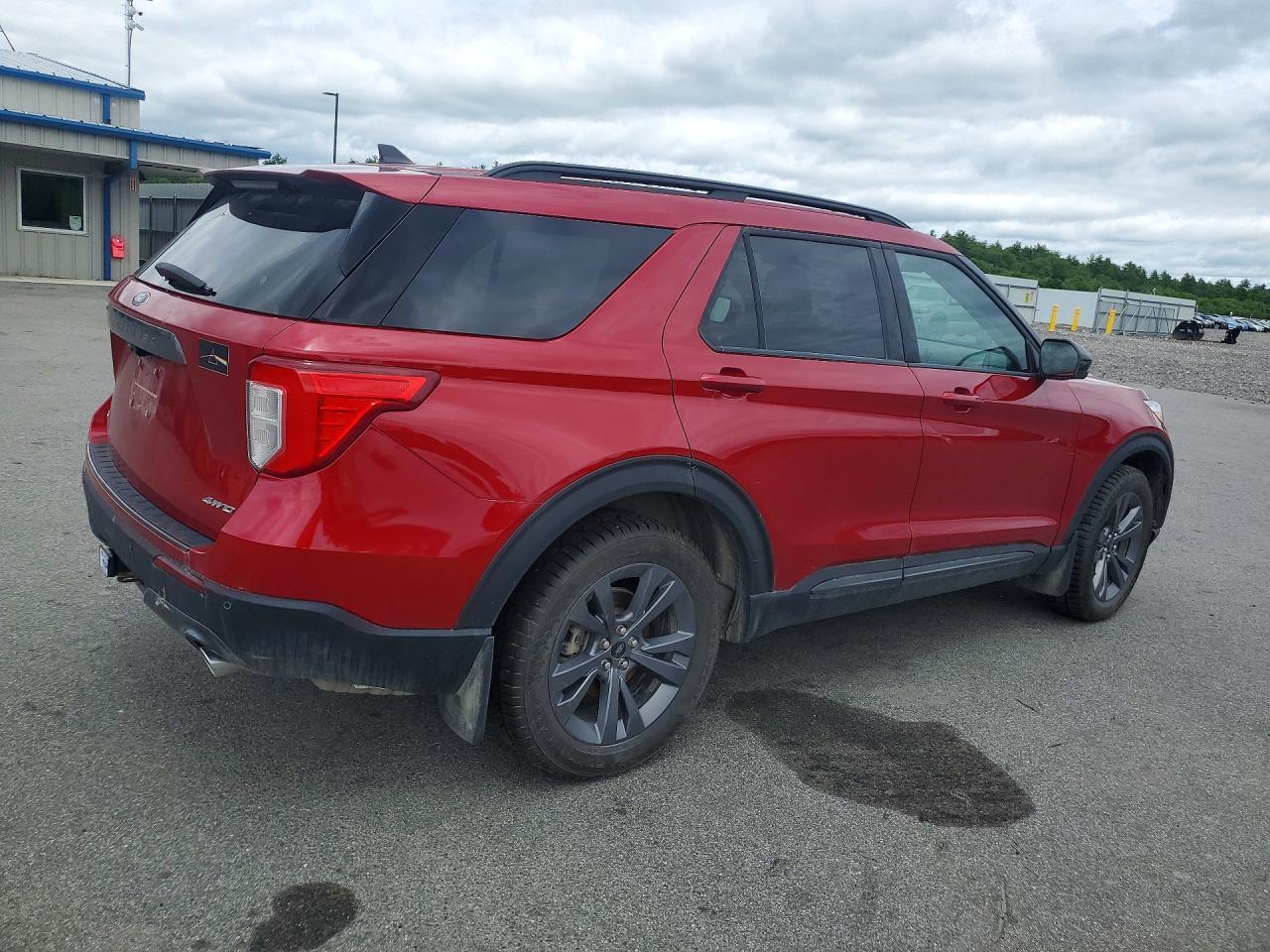 2023 Ford Explorer Xlt - Фото 3