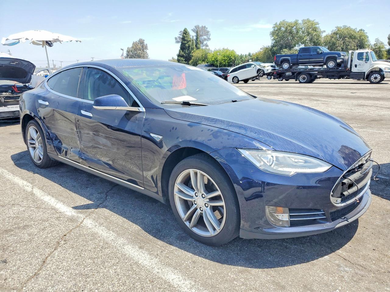 2015 Tesla Model S 85 - Фото 4