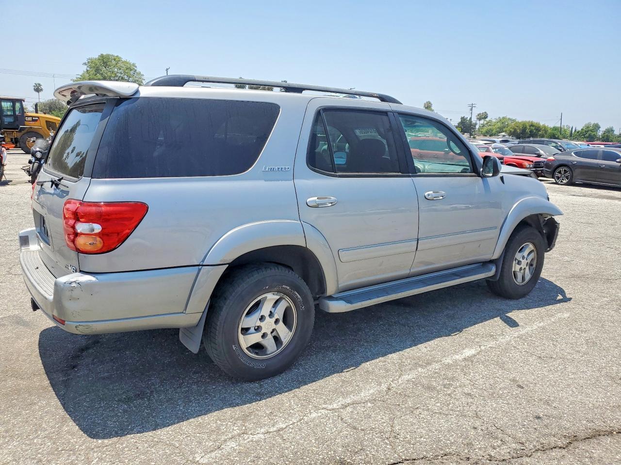 2002 Toyota Sequoia Limited - Фото 3