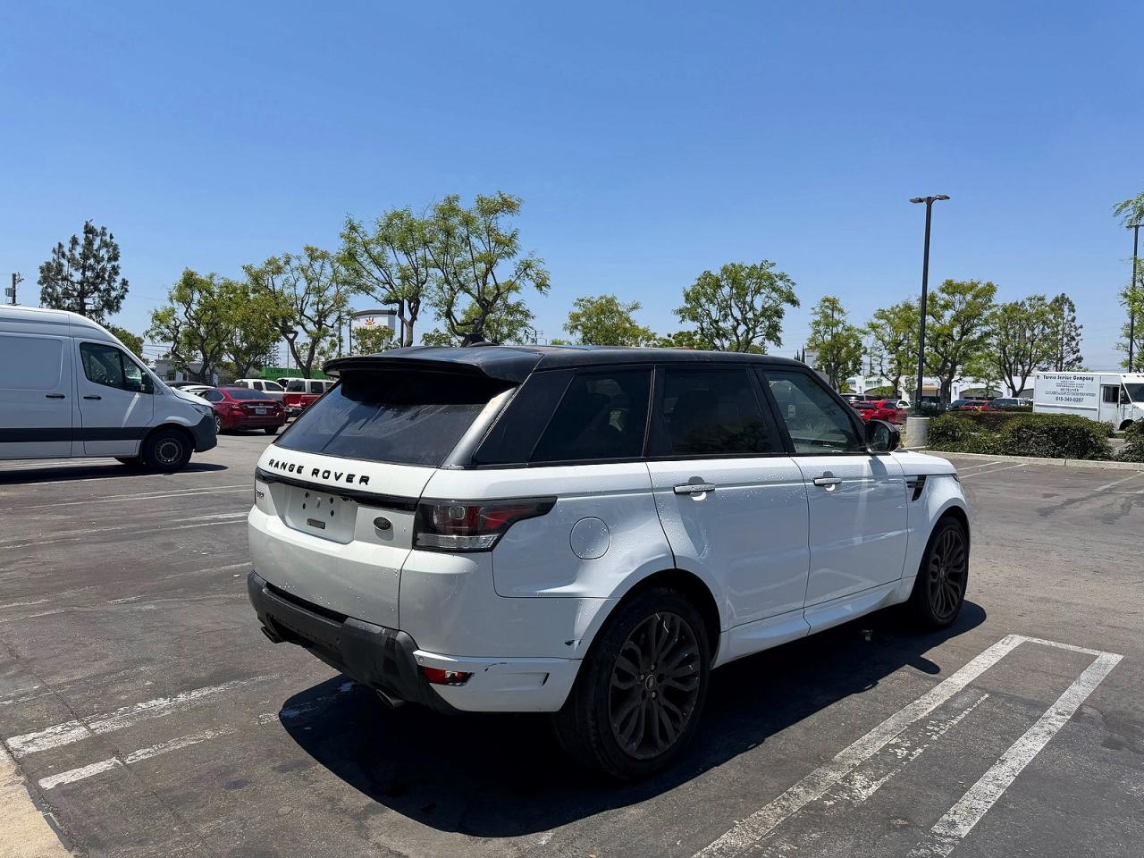 2016 Land Rover Range Rover Sport Hst - Image 4