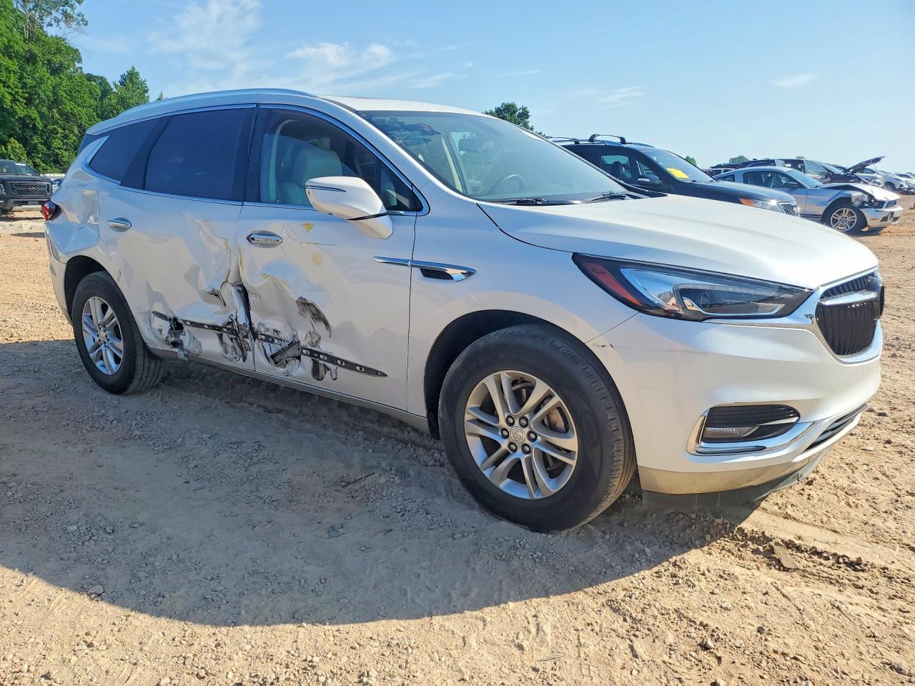2019 Buick Enclave Essence - Image 4