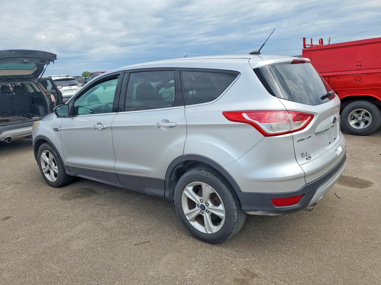 2014 Ford Escape Se - Фото 2