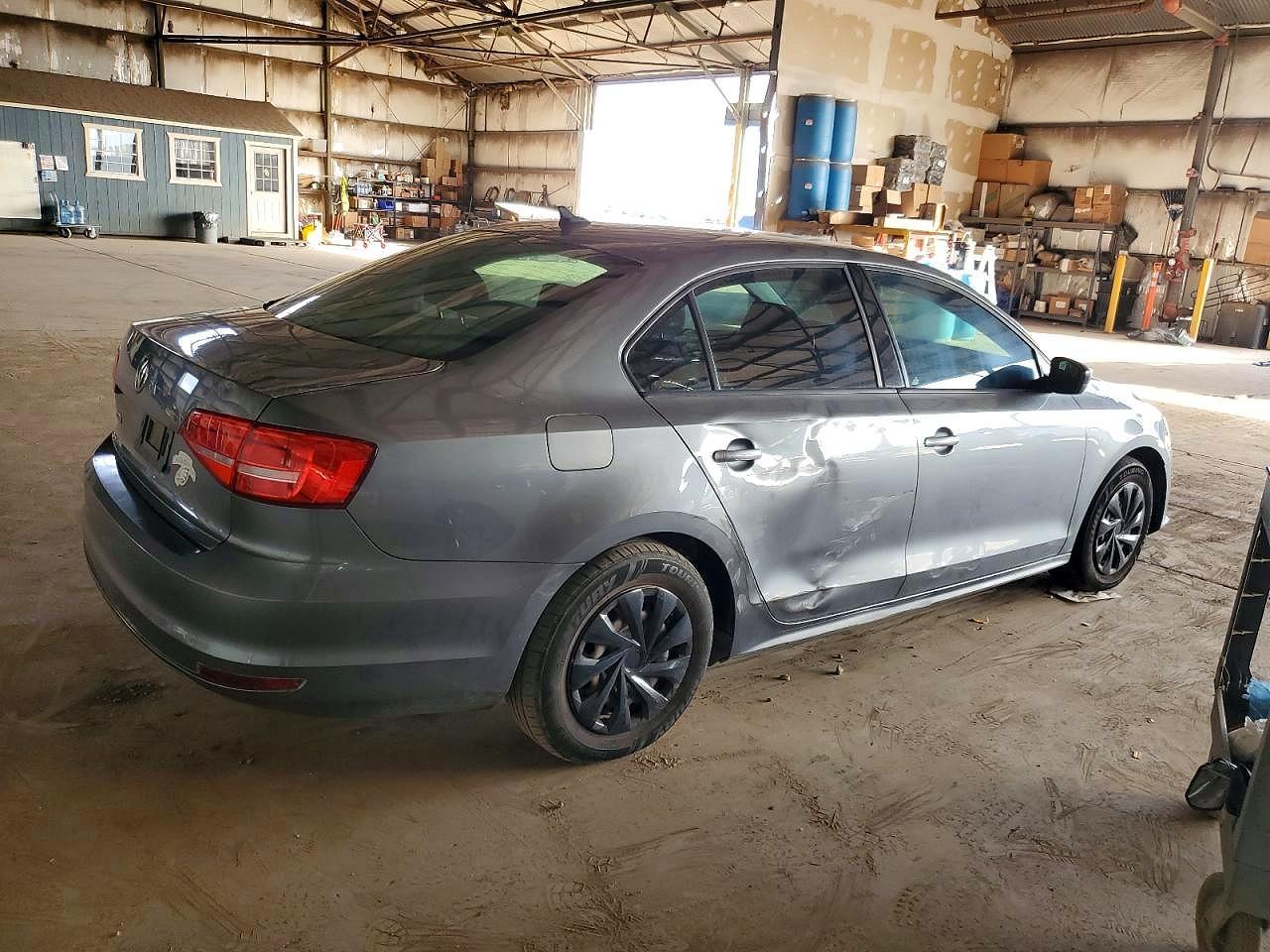 2015 Volkswagen Jetta Base - Фото 3