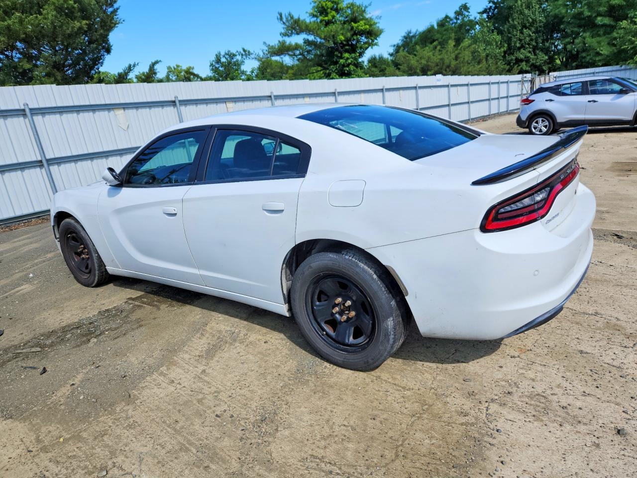 2019 Dodge Charger Police - Image 2