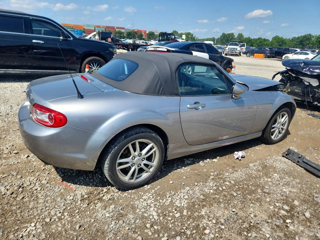 2012 Mazda Mx-5 Miata - Image 3