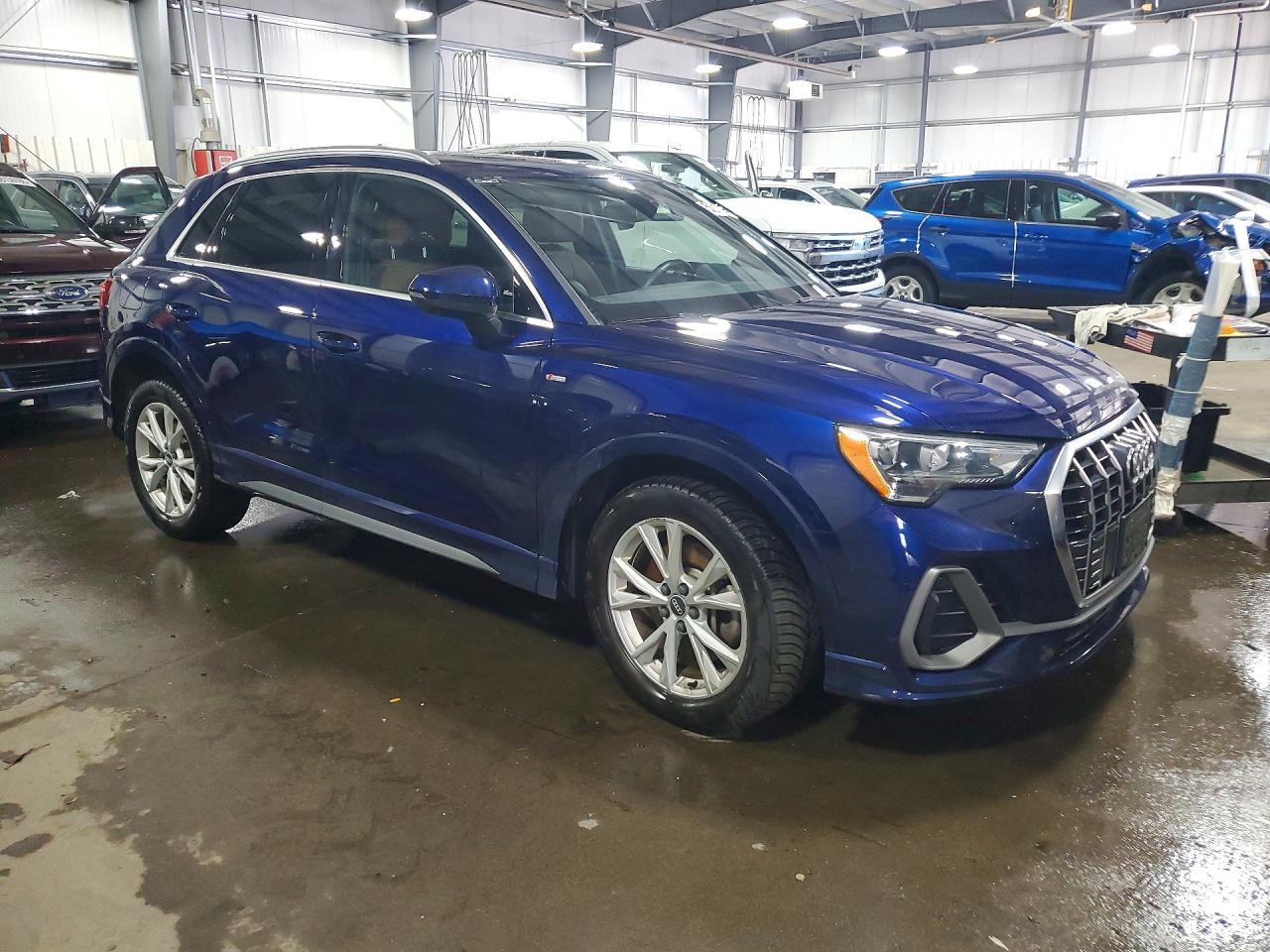 2021 Audi Q3 Premium S Line 45 - Фото 4