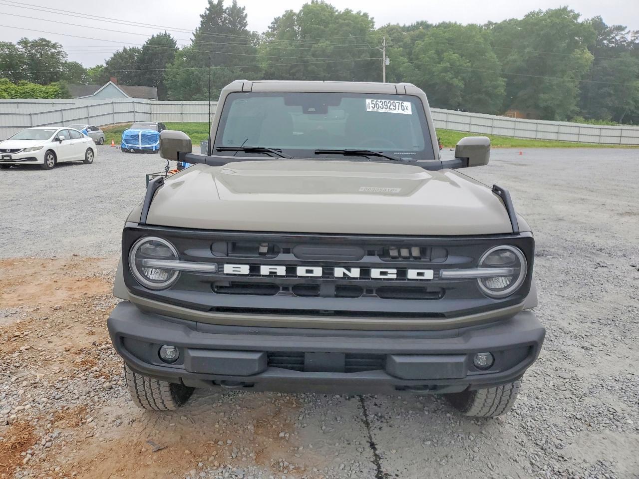 2025 Ford Bronco Outer Banks - Image 5