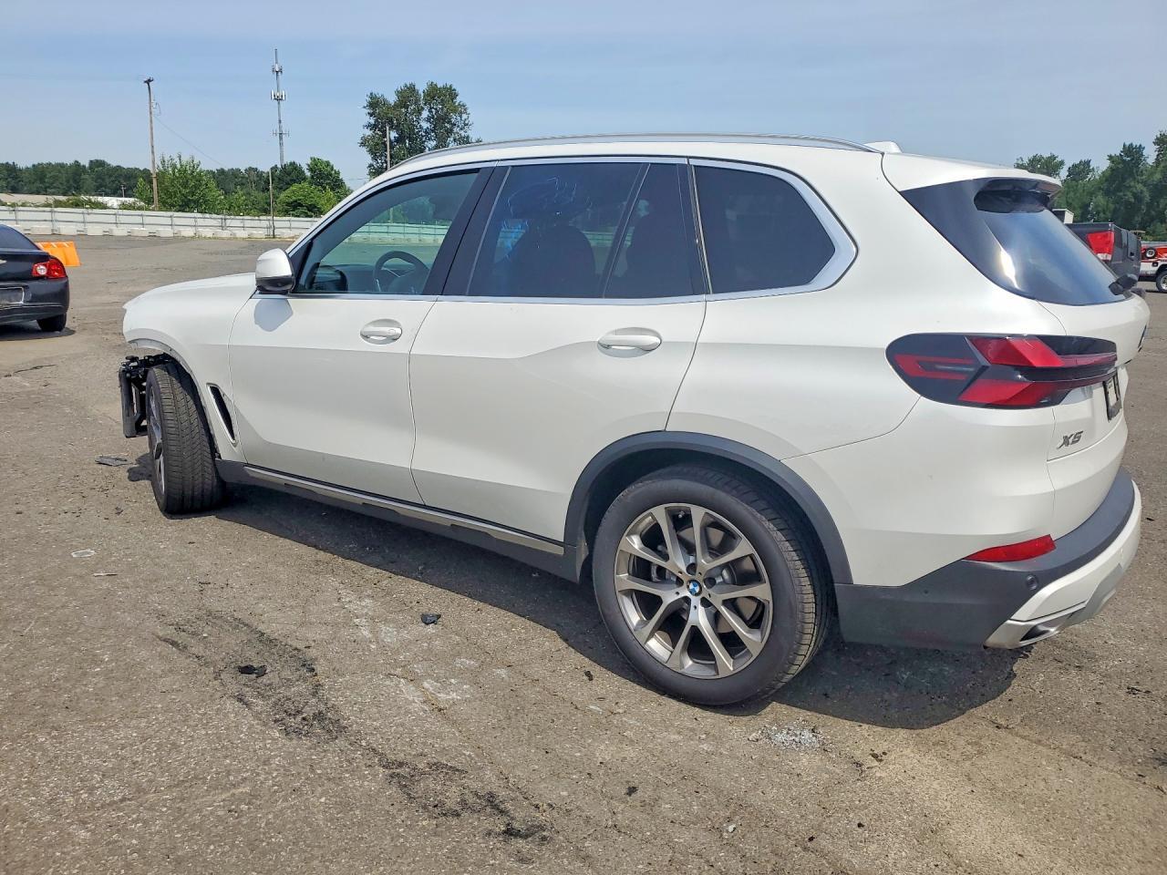 2024 BMW X5 xDrive40I - Фото 2
