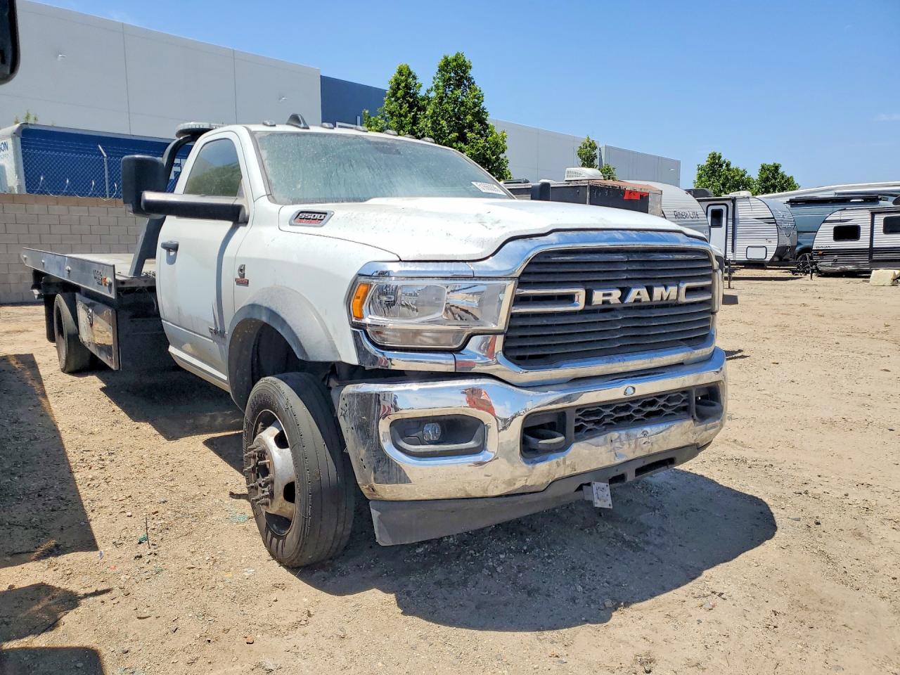 2022 Ram 5500 - Фото 4