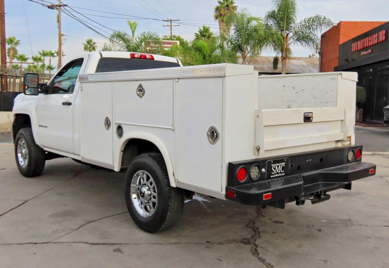 2018 Chevrolet Silverado C2500 Heavy Duty - Фото 4